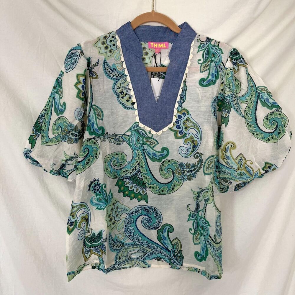 NWT THML short-sleeve top green blue paisley pattern denim-style V-neck collar M